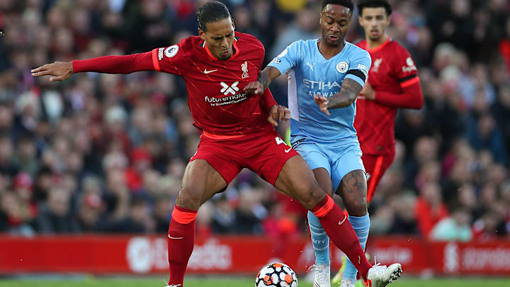 Liverpool e Manchester City são gigantes na Inglaterra Liverpool e Manchester City são gigantes na Inglaterra