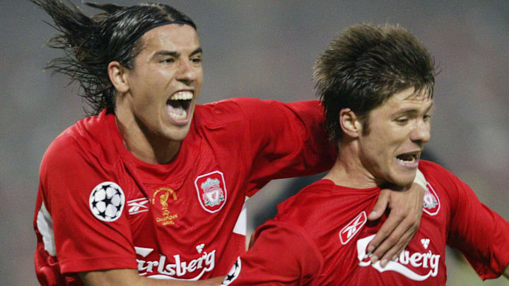 Liverpool's Czech striker Milan Baros (L