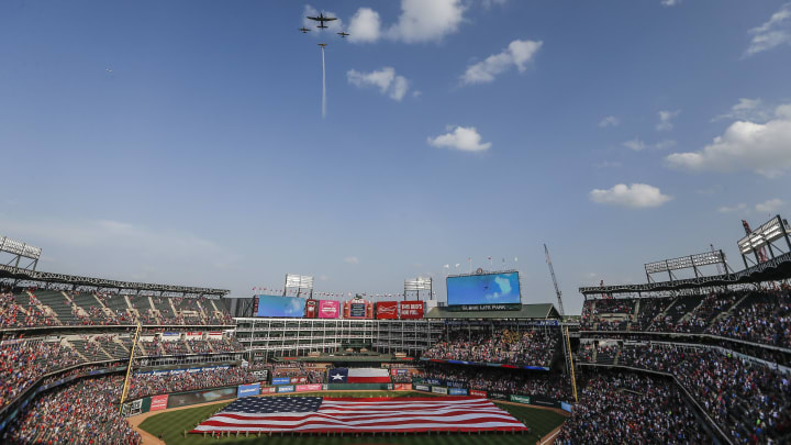 Los Angeles Angels of Anaheim v Texas Rangers