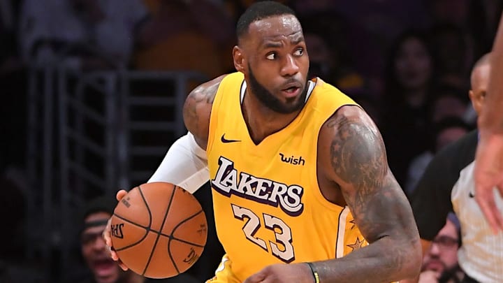 LeBron James es el armador de los Lakers en su regreso a los candidatos al campeonato