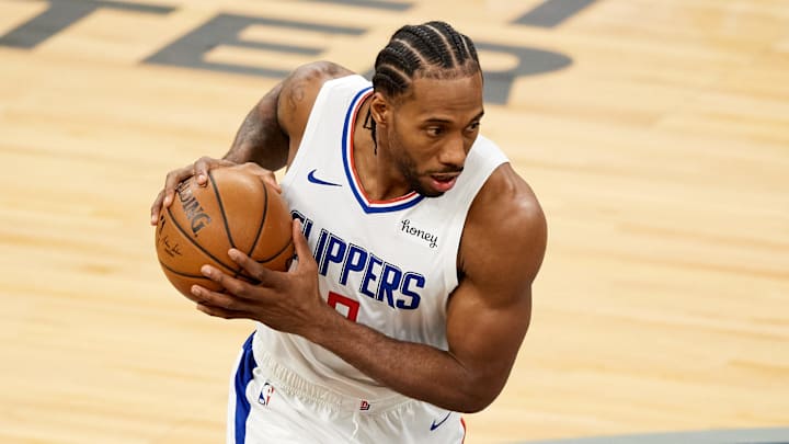 Leonard tiene 26.7 puntos por partido en la temporada 2020-21 con los Clippers