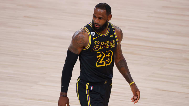 LeBron James tuvo otra impresionante actuación ante los Trail Blazers