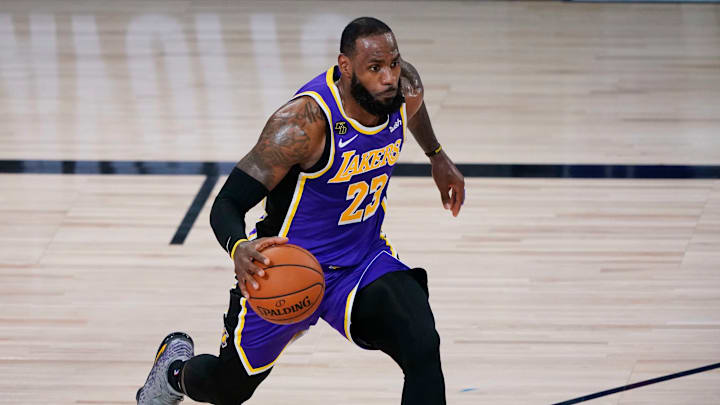 LeBron James se convirtió en el segundo jugador con mayor número de triunfos en los playoffs de la NBA
