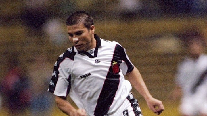 Luizao jugó para Vasco entre 1998 y 1999