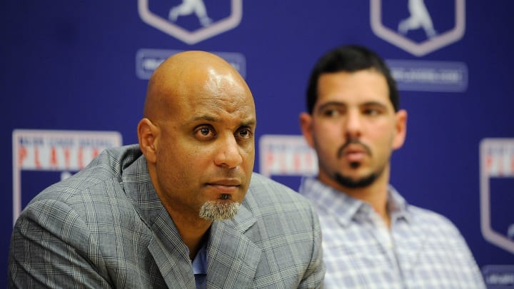 Tony Clark dijo el sindicato y la MLB están abiertos a incrementar los rosters de los equipos durante una temporada acortada en 2020