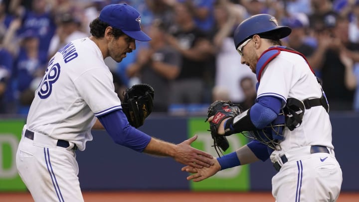 The Blue Jays hold on to sole possession of the final wild card spot in the American League.