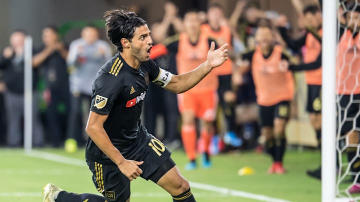 Carlos Vela celebrando un gol en el LAFC