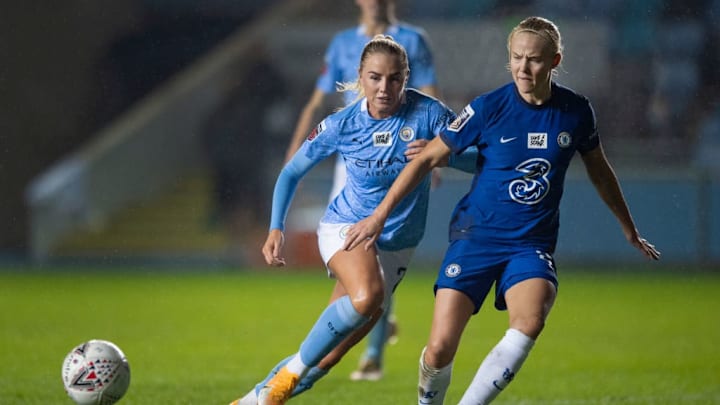 Alex Greenwood - Soccer Player, Pernille Harder - Soccer Player
