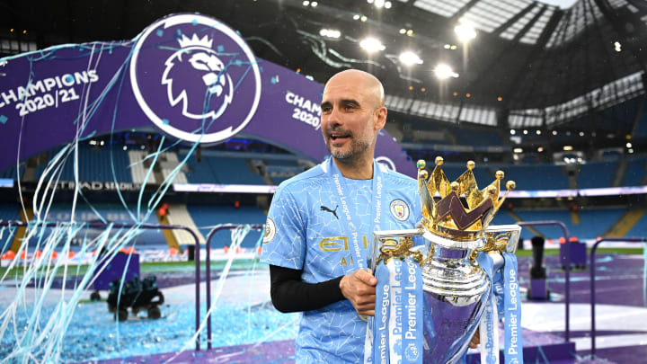 Treinador comandou o Manchester City na conquista do título inglês Treinador comandou o Manchester City na conquista do título inglês