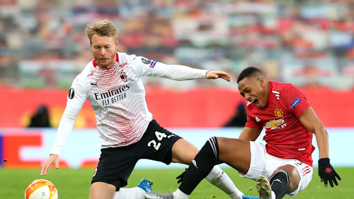 Manchester United v A.C. Milan - UEFA Europa League Round Of 16 Leg One