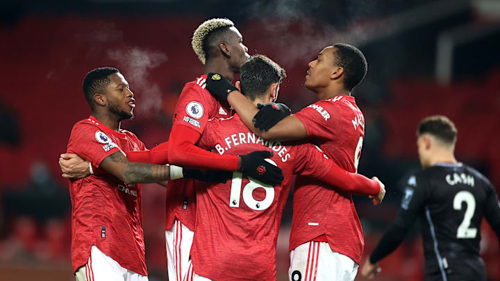 Manchester United v Aston Villa - Premier League