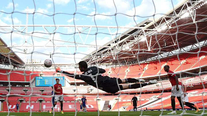 Manchester United v Chelsea - FA Cup: Semi Final Manchester United v Chelsea - FA Cup: Semi Final