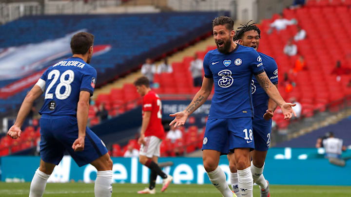 Olivier Giroud menjadi salah satu pencetak gol Chelsea di semifinal Piala FA kontra Man United