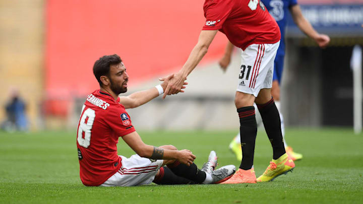 Manchester United v Chelsea - FA Cup: Semi Final
