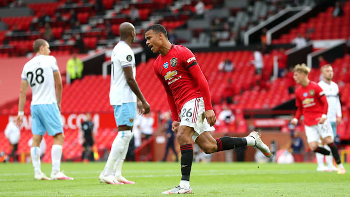 Manchester United v West Ham United - Premier League