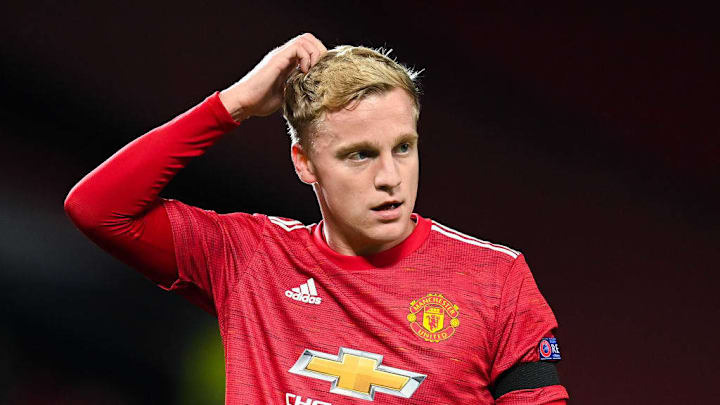Manchester United v İstanbul Basaksehir: Group H - UEFA Champions League