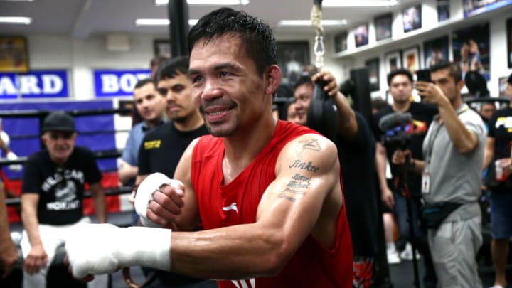 Manny Pacquiao recibió su premio meses después debido a la pandemia del coronavirus