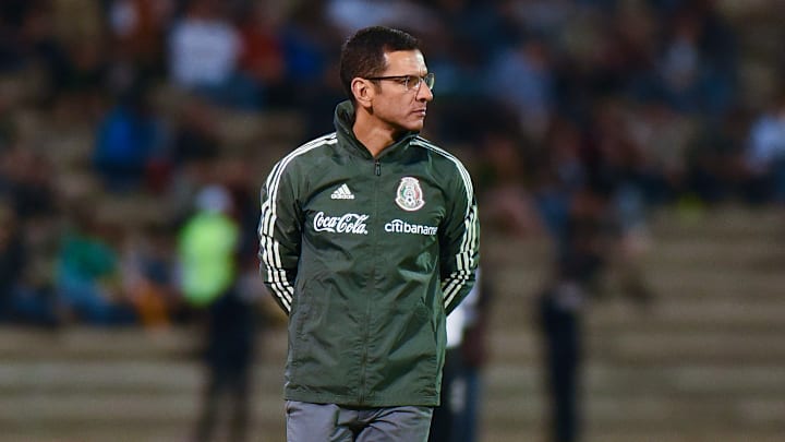 El entrenador de la Selección olímpica mostró su inconformidad con el delantero de Chivas El entrenador de la Selección olímpica mostró su inconformidad con el delantero de Chivas