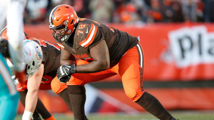 Cleveland Browns tackle Greg Robinson