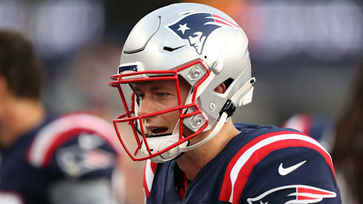 New England Patriots vs New York Jets predictions and expert picks for Week 2 NFL Game. New England Patriots vs New York Jets predictions and expert picks for Week 2 NFL Game.