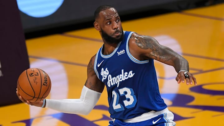 LeBron James es duda por los Lakers para el duelo contra los Blazers
