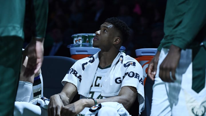 Antetokounmpo es duda para el cuarto partido