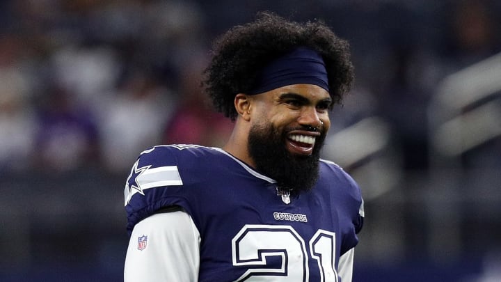 Elliott surgió en 2016 como uno de los corredores más dominantes de la NFL