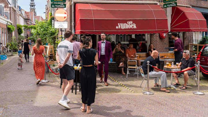 Most Dutch Businesses Reopen Under Social Distancing Measures