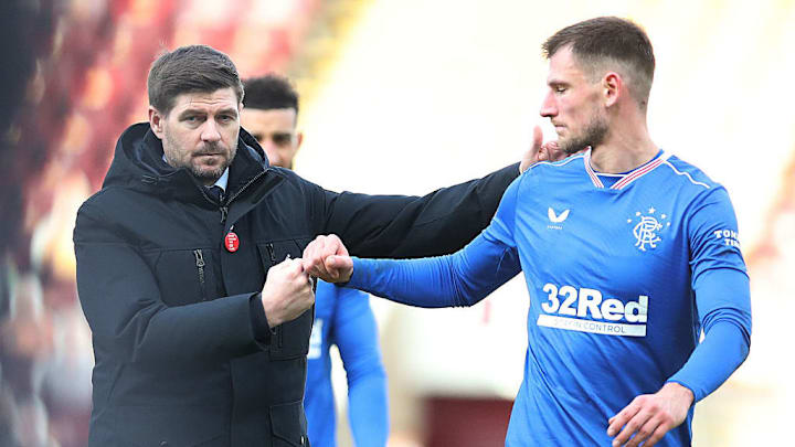 Steven Gerrard, Borna Barisic