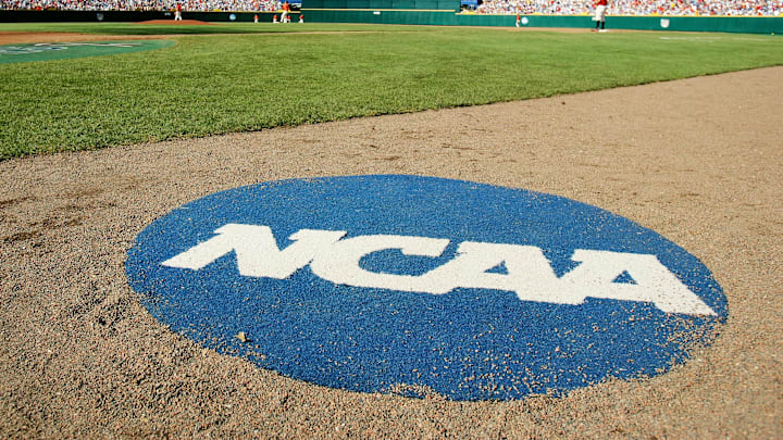 Baylor Bears college baseball team suspended 14 players. Baylor Bears college baseball team suspended 14 players.