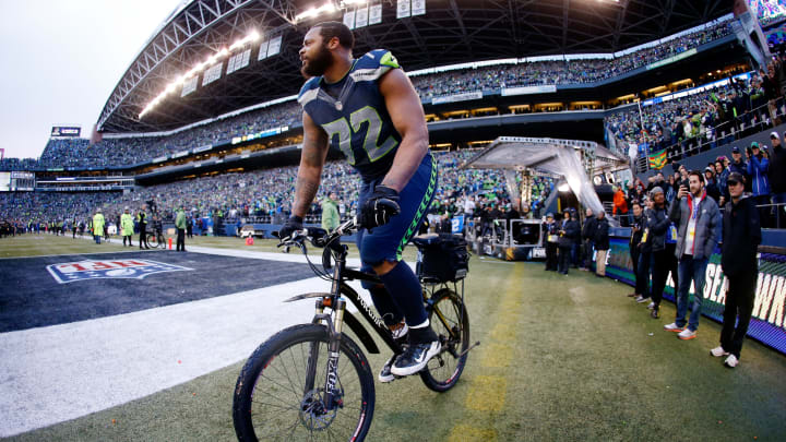 Remembering Michael Bennett's incredible bike ride after the NFC Championship. 