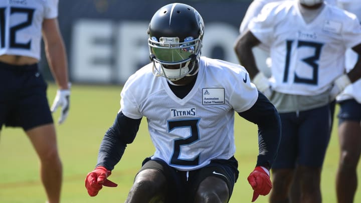 Tras ser cambiado por los Falcons, el receptor Julio Jones jugará su primera campaña con los Titans