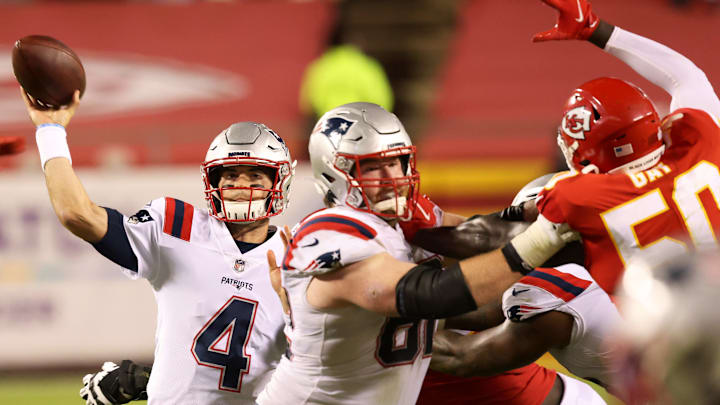Los New England Patriots jugarán el lunes por temor al coronavirus 