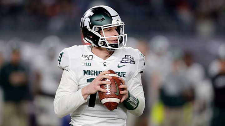The New England Patriots have signed Michigan State QB Brian Lewerke. The New England Patriots have signed Michigan State QB Brian Lewerke.