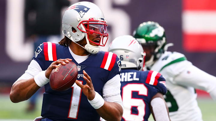 Newton jugará su segunda temporada con los Patriots