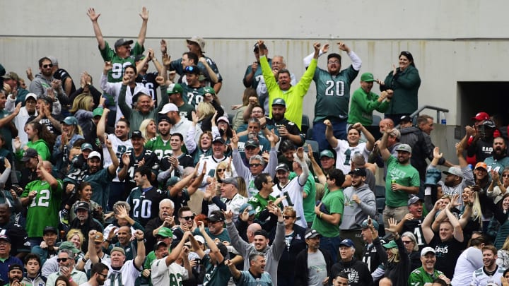 VIDEO: Eagles Fans Brawl with Jets Fan in the Stands