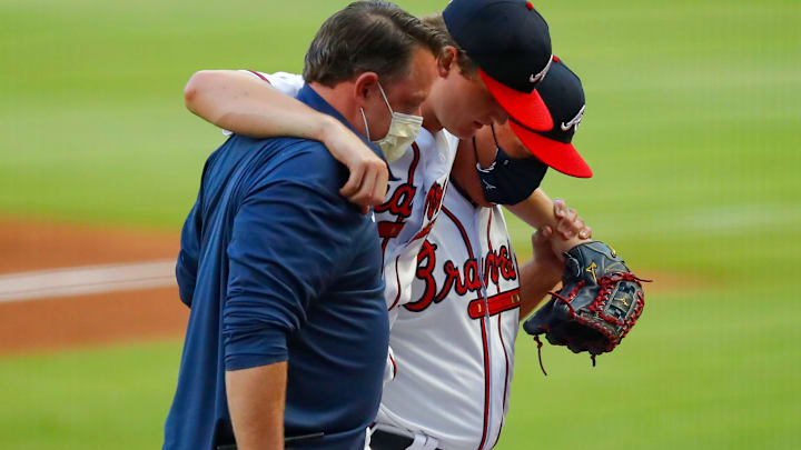 Mike Soroka sigue con problemas en el talón