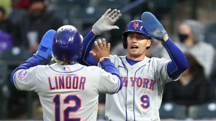 Brandon Nimmo dio 10 sencillos esta semana