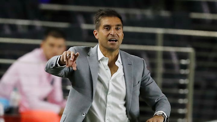 El DT uruguayo es uno de los entrenadores que podrían llegar al Rebaño El DT uruguayo es uno de los entrenadores que podrían llegar al Rebaño