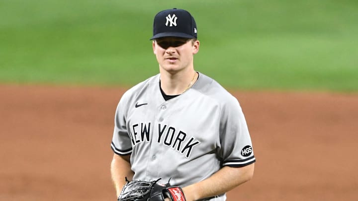 Clarke Schmidt no estará con los Yankees en el Opening Day