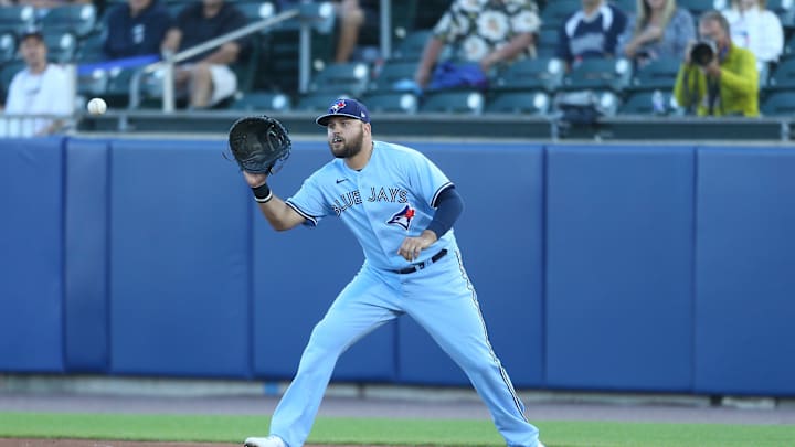 Rowdy Tellez es nuevo jugador de los Cerveceros