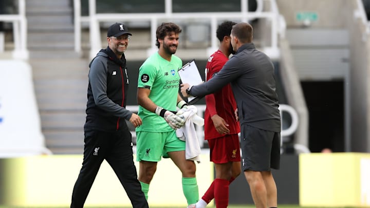 Newcastle United v Liverpool FC - Premier League Newcastle United v Liverpool FC - Premier League