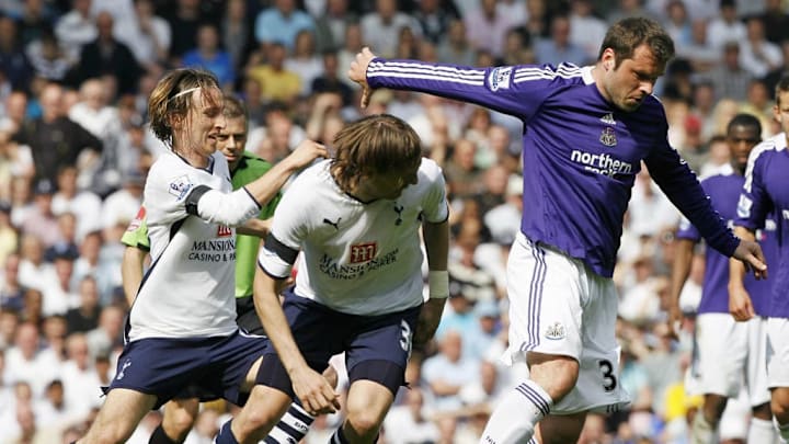 Modric y Viduka se llegaron a enfrentar en Premier League
