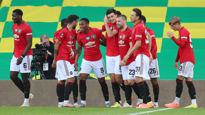 Manchester United beat Norwich in the FA Cup quarter finals