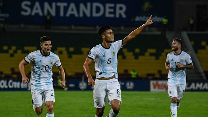 OLY-FBL-U23-ARG-URU