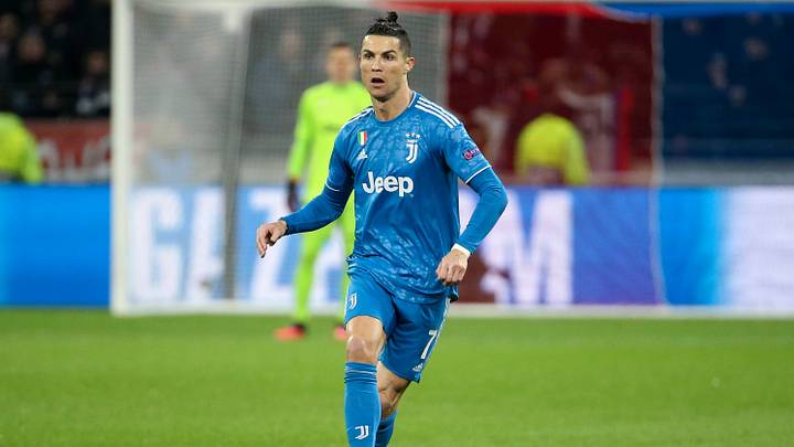 Olympique Lyonnais v Juventus - UEFA Champions League