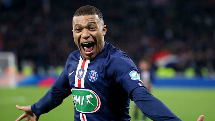 Olympique Lyonnais v Paris Saint-Germain - French Cup Semi Final Olympique Lyonnais v Paris Saint-Germain - French Cup Semi Final