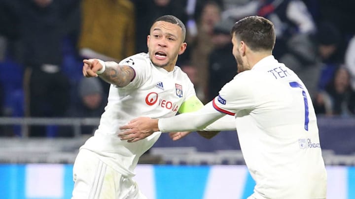 El gol de Depay significó el empate a dos goles.