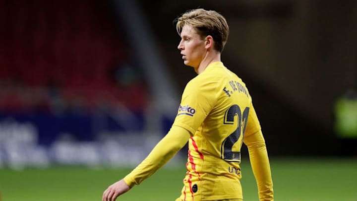 De Jong ya ha sido central con Koeman