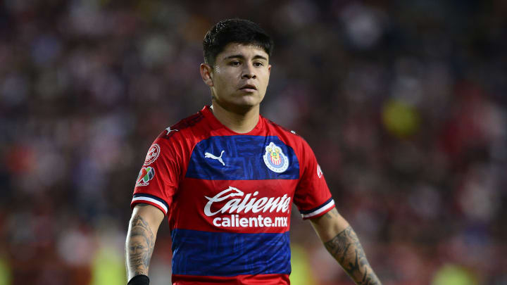 El futbolista resaltó las incoherencias que tuvo la directiva tras despedirlo del equipo El futbolista resaltó las incoherencias que tuvo la directiva tras despedirlo del equipo
